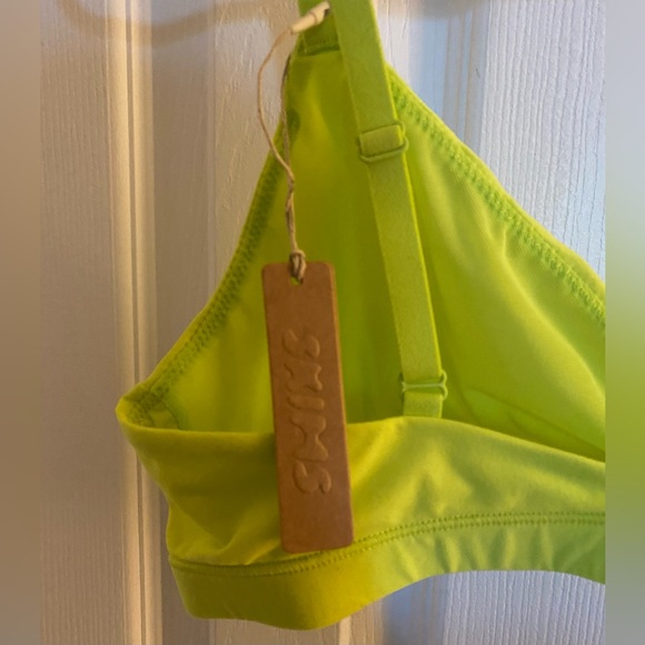 Skims Triangle Bra NWT - Picture 2 of 3